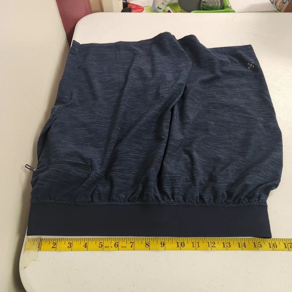 Lululemon Mens The 11 Inch Pull On‎ Shorts Size L Blue Drawstring Workout Gym
